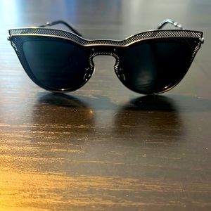 *Valentino VA2018 3039/87 Silver / Gray Sunglasses